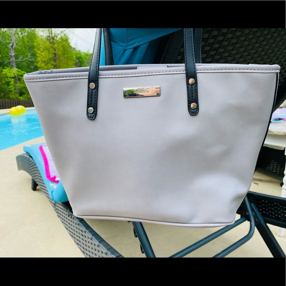 Nine West gray purse